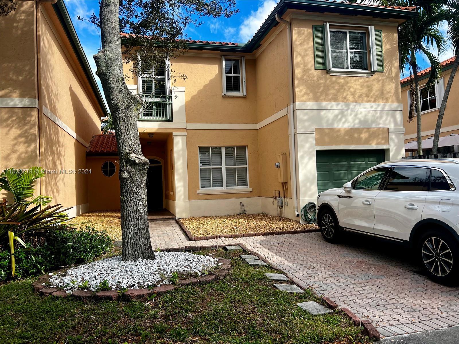 Photo of 14243 NW 83rd Pl in Miami Lakes, FL