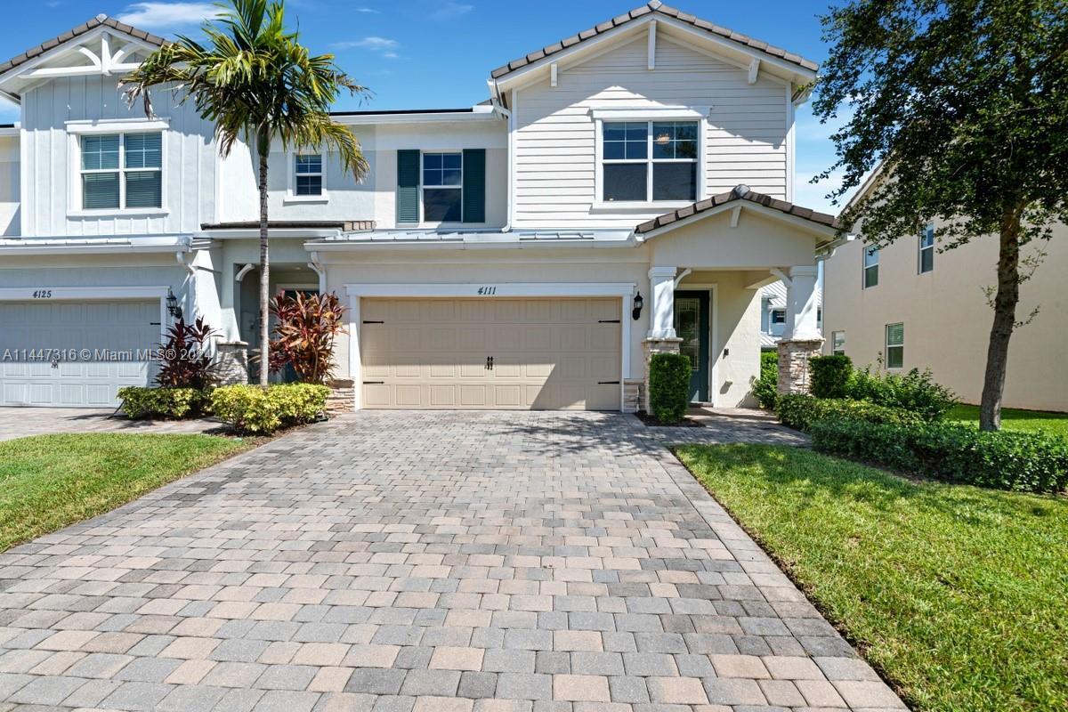 Photo of 4111 Large Leaf Ln in Hollywood, FL