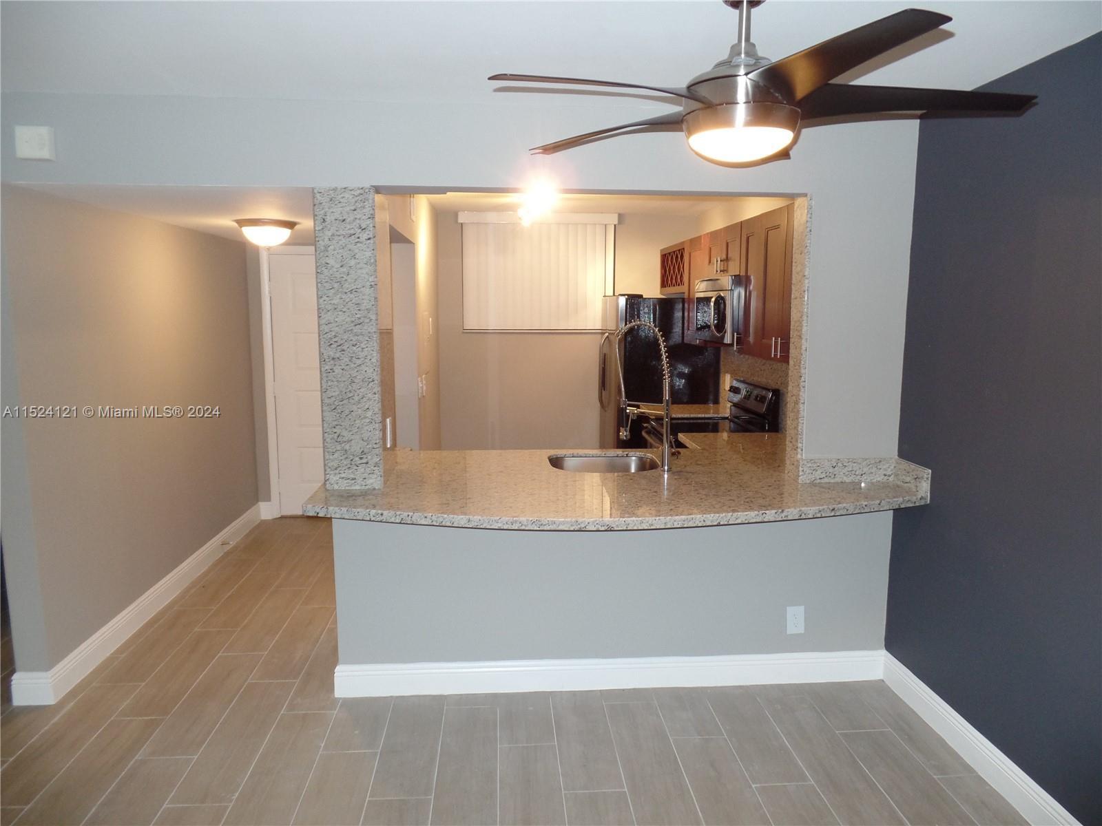 Photo of 109 Lake Emerald Dr #108 in Oakland Park, FL