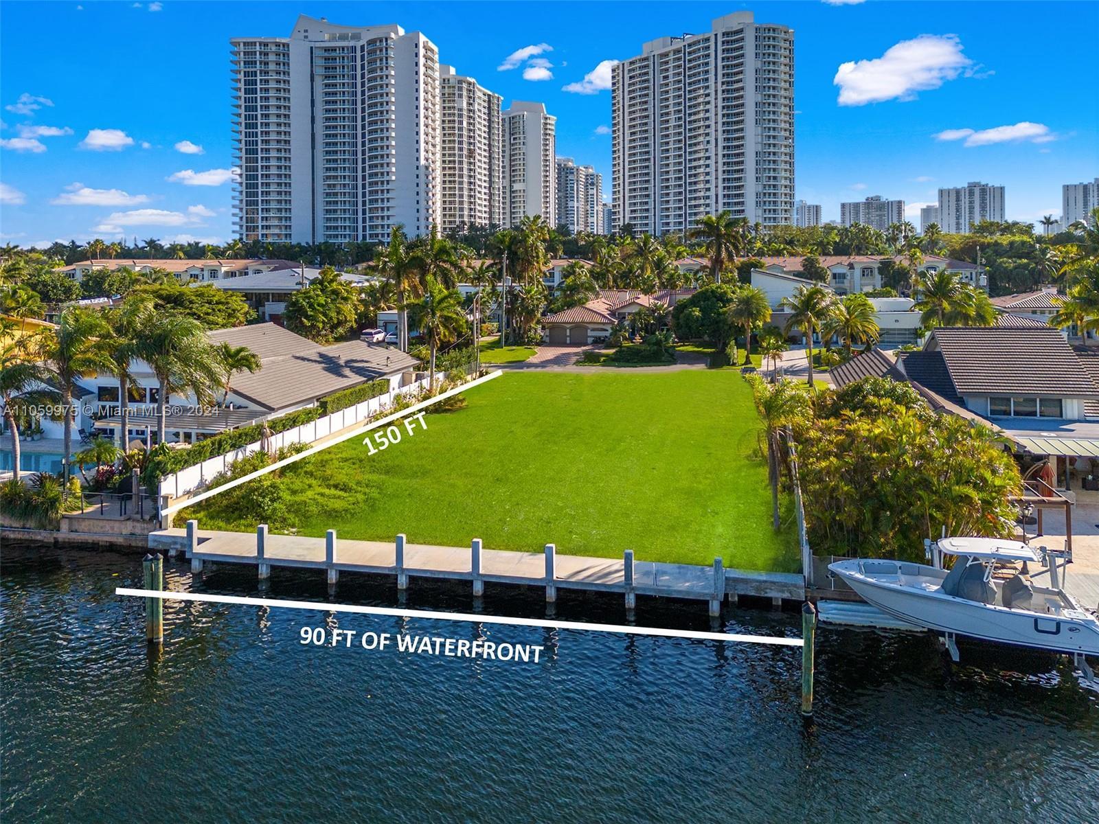 Photo of 306 Holiday Dr in Hallandale Beach, FL