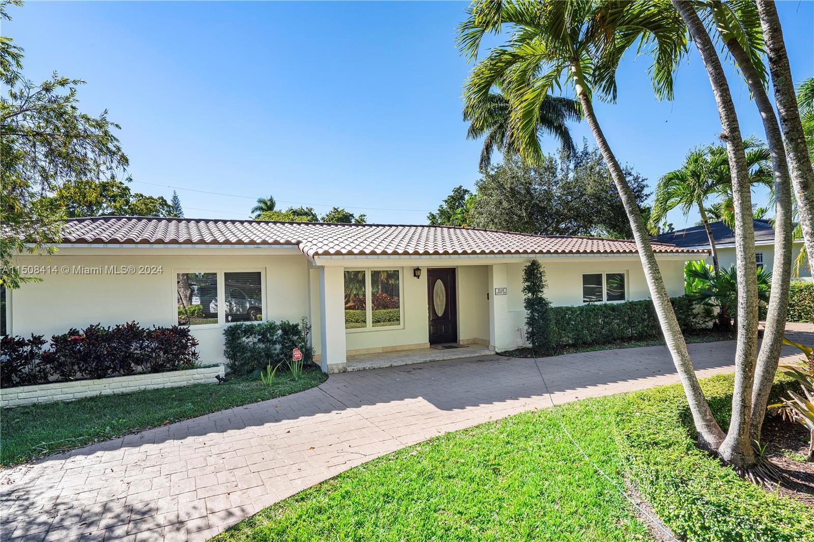 Photo of 1528 Robbia Ave in Coral Gables, FL
