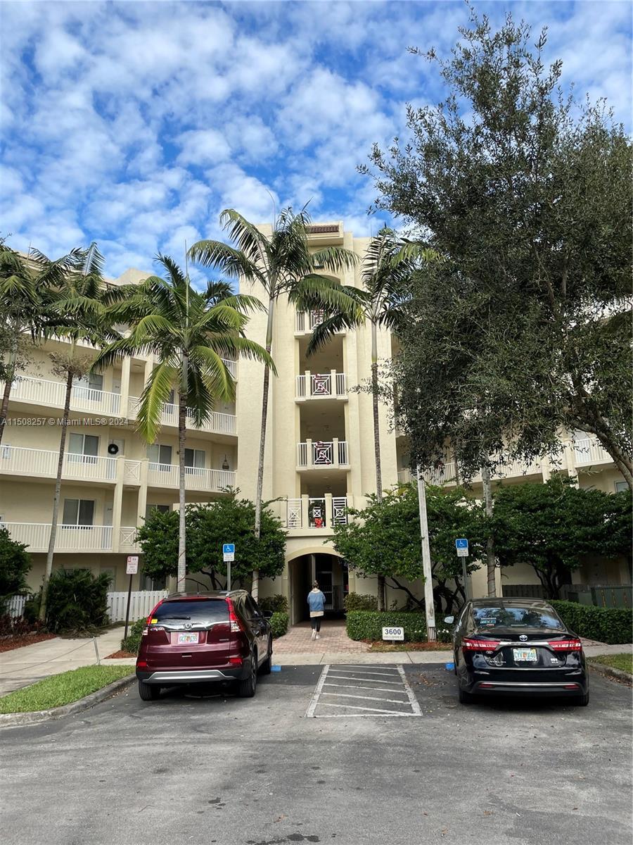Photo of 3600 Oaks Clubhouse Dr #506 in Pompano Beach, FL