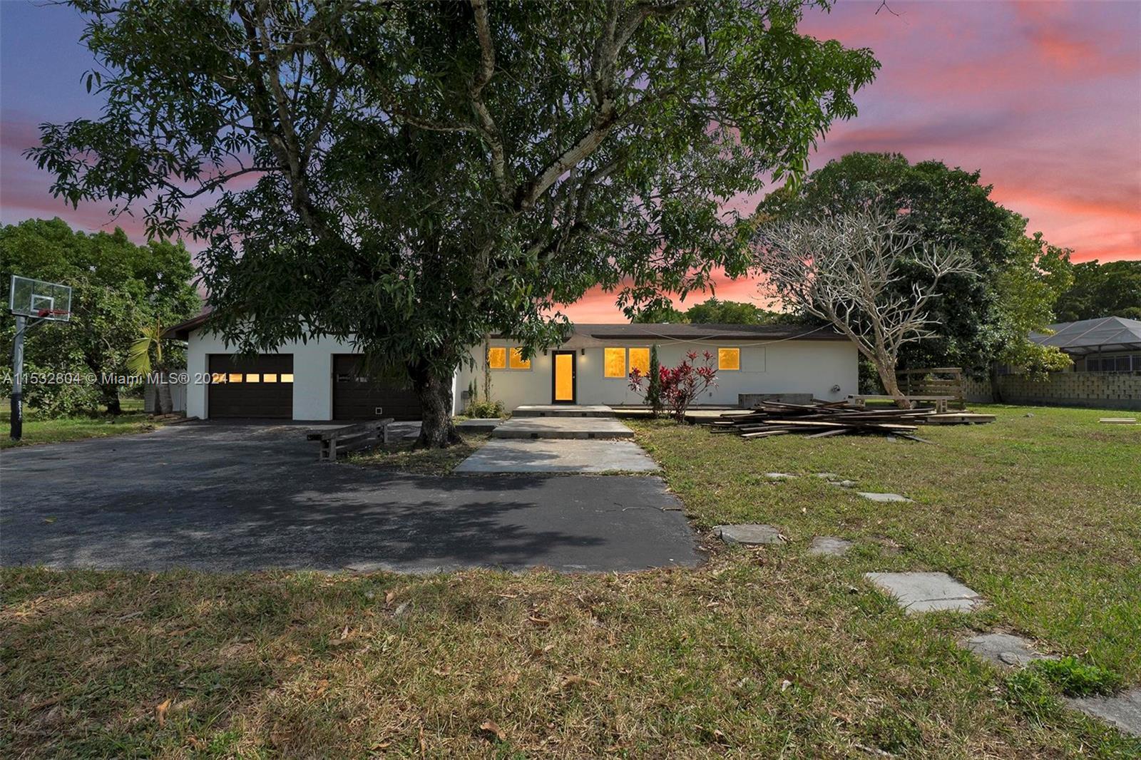Photo of 14300 NW 77th Ave in Miami Lakes, FL