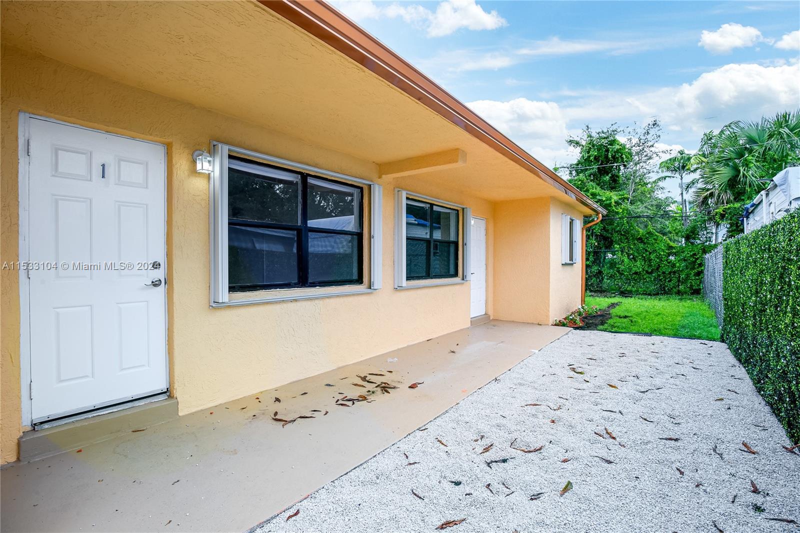 Photo of 817 NW 12th Ave in Fort Lauderdale, FL