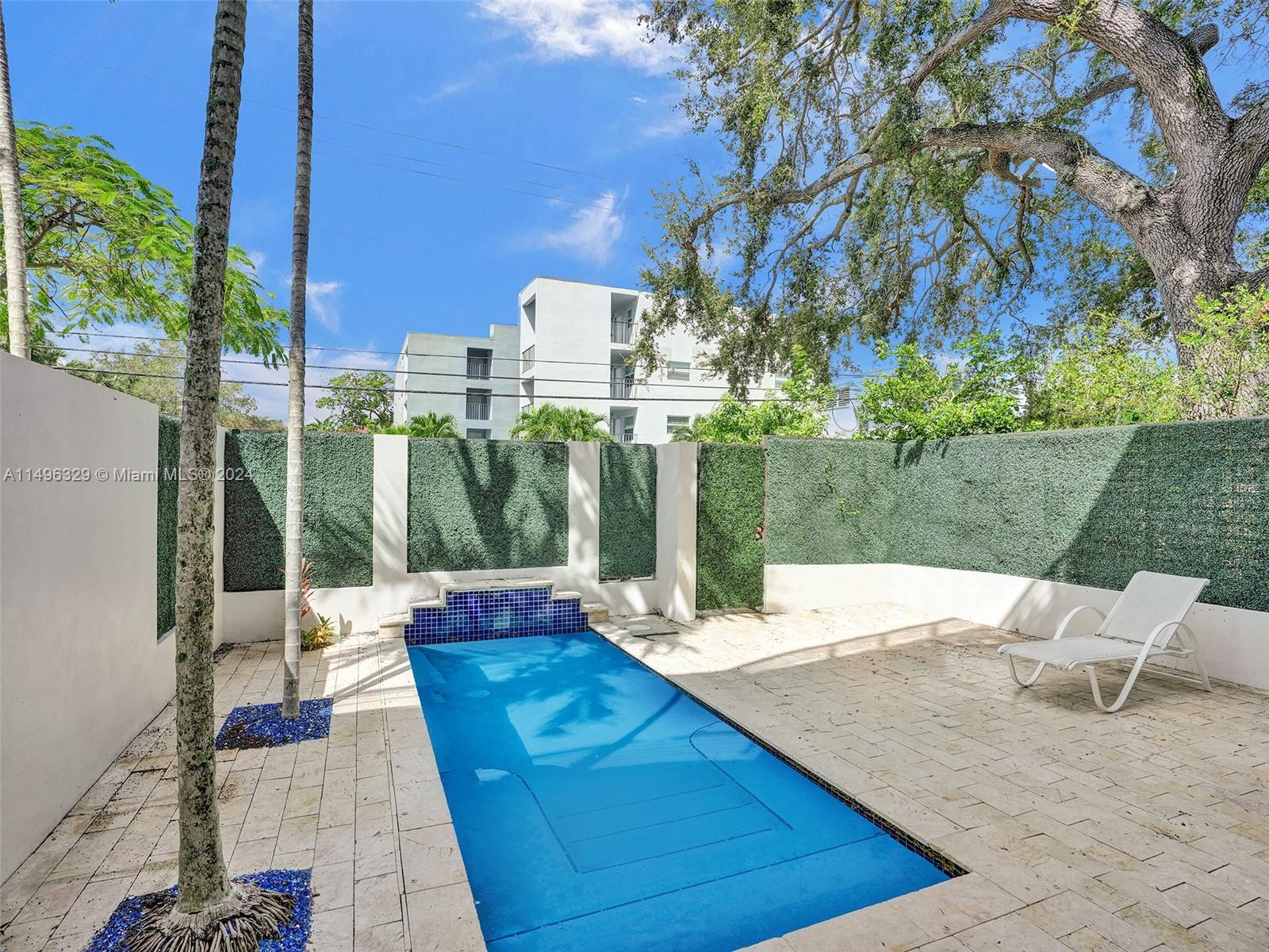 Photo of 610 NE 14th Ave #6 in Fort Lauderdale, FL