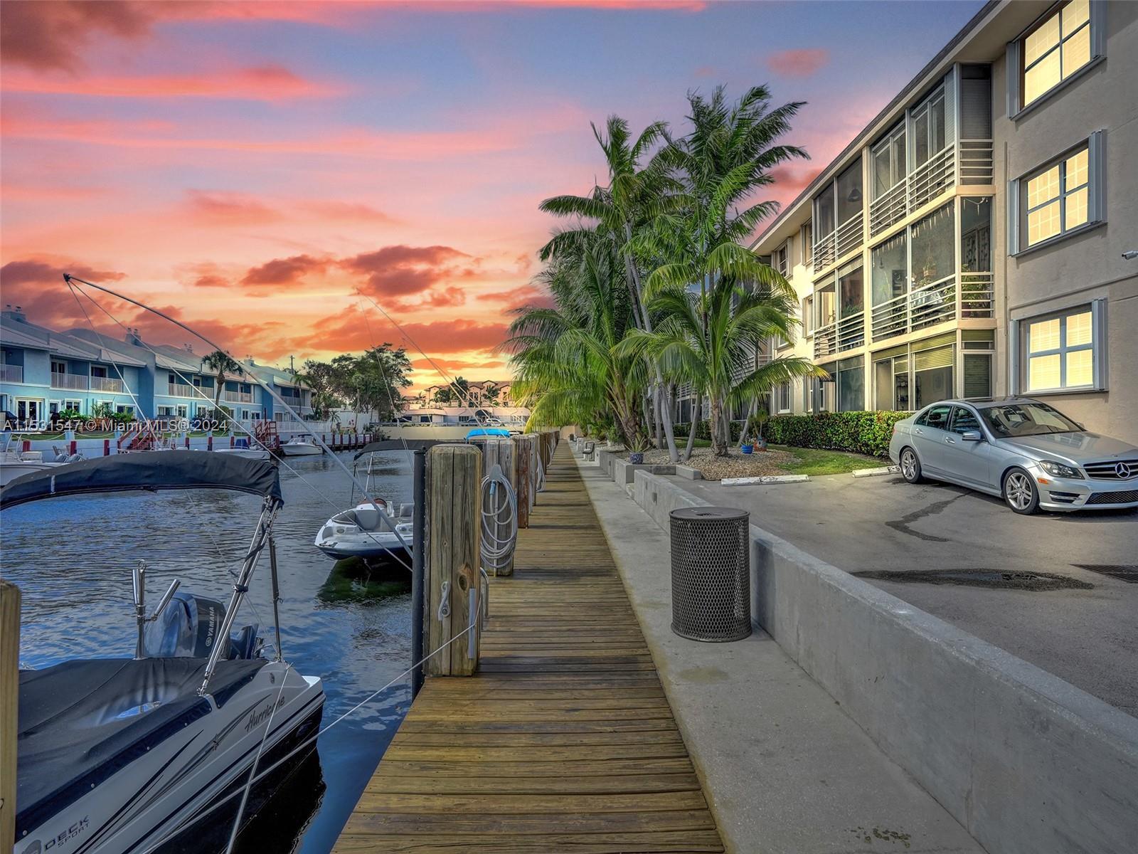 Welcome to the ultimate boater's paradise in the sought-after Lighthouse Point community, just minut