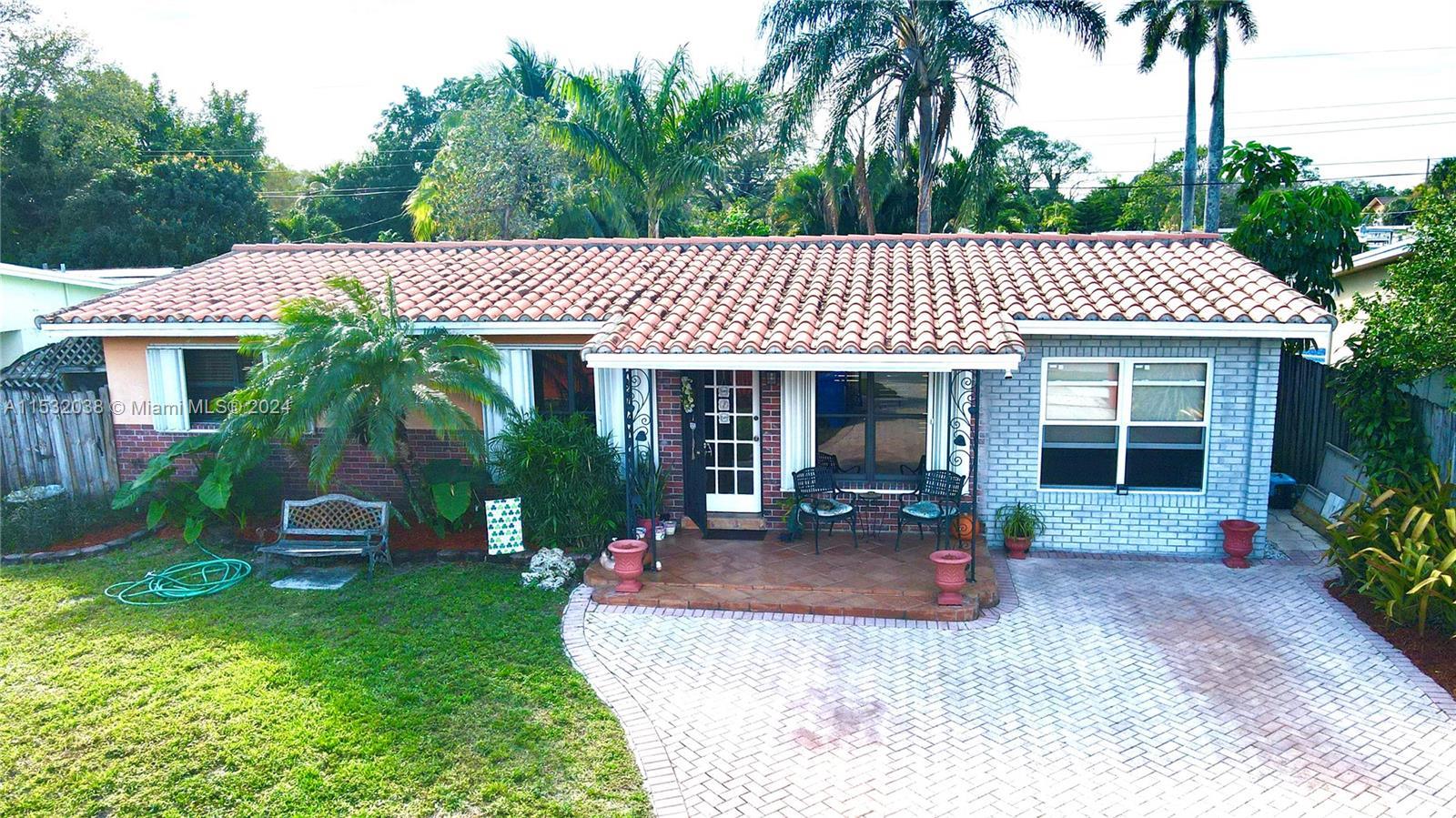 Photo of 1017 SW 22nd Ter in Fort Lauderdale, FL