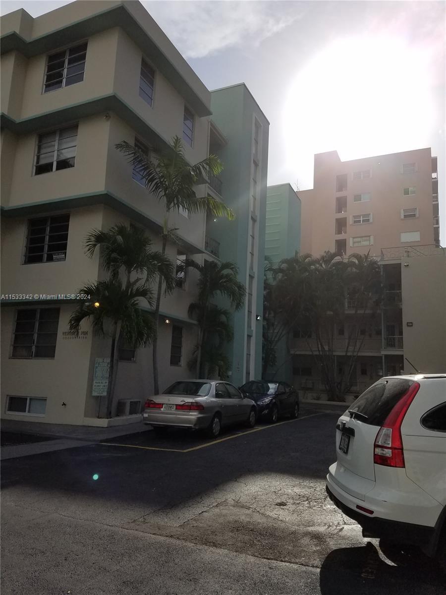 Photo of 1751 Washington Ave #1H in Miami Beach, FL