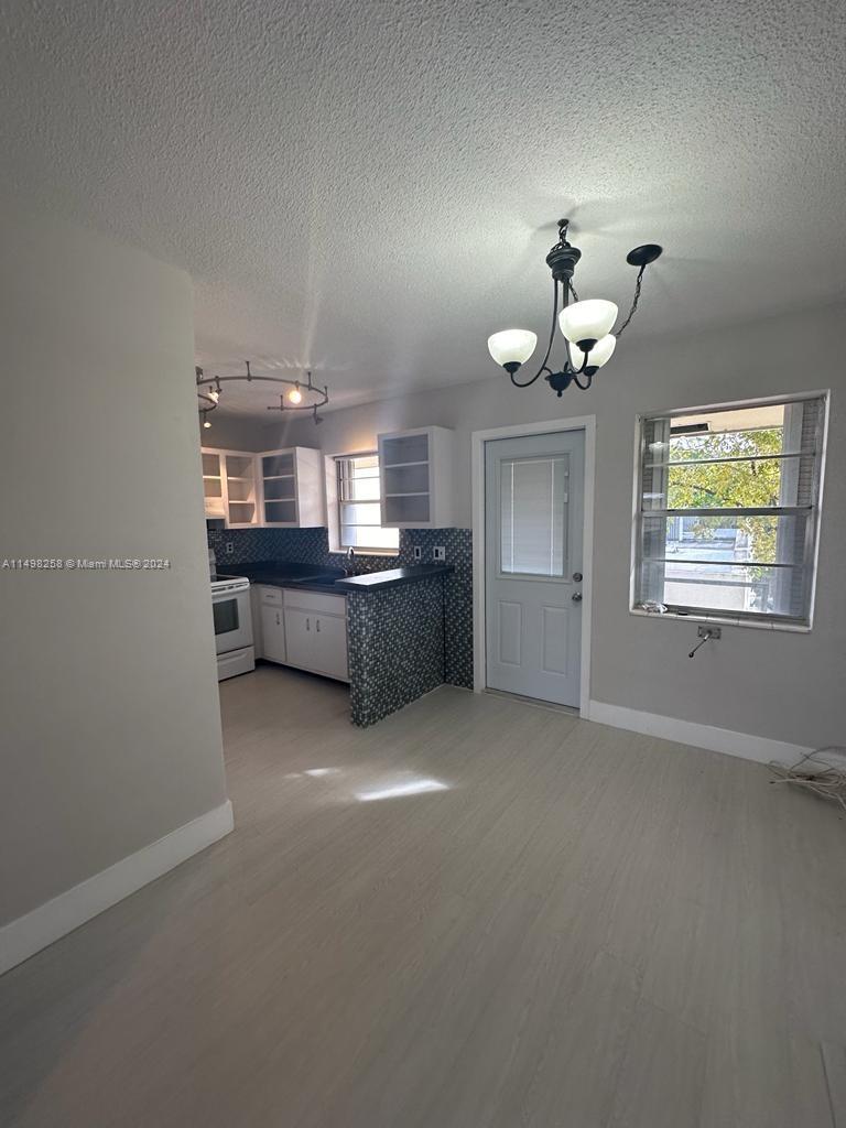 Photo of 1722 Mayo St #205 in Hollywood, FL
