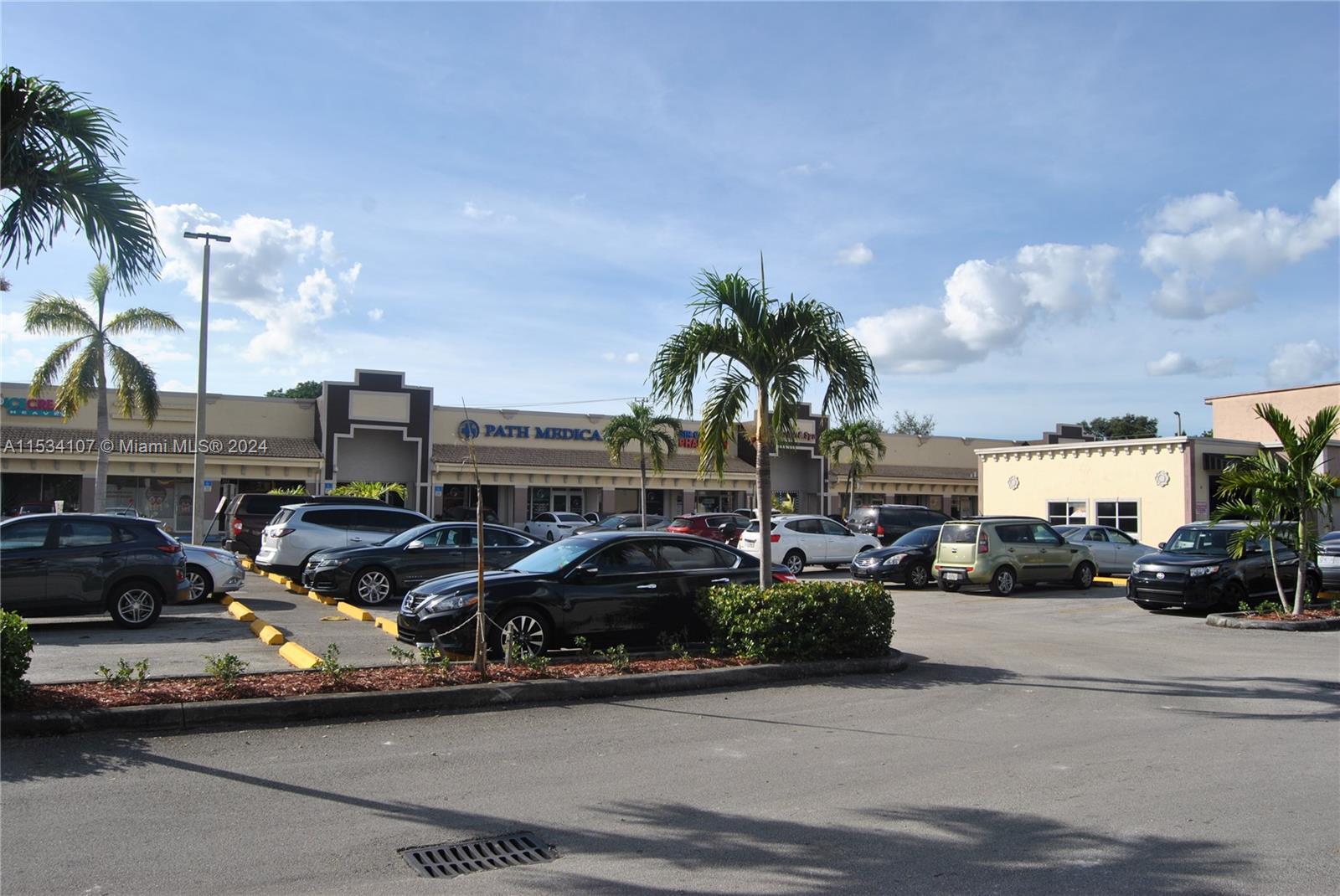 Photo of 17560 NW 27 Ave #122 in Miami Gardens, FL