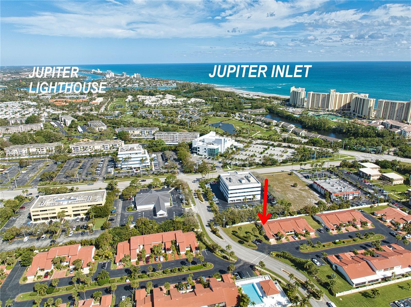 BEAUTIFULLY RENOVATED 2 BEDROOMS 2 FULL BATHS CORNER TOWNHOME LOCATED IN JUPITER’S COVETED SEA PALMS