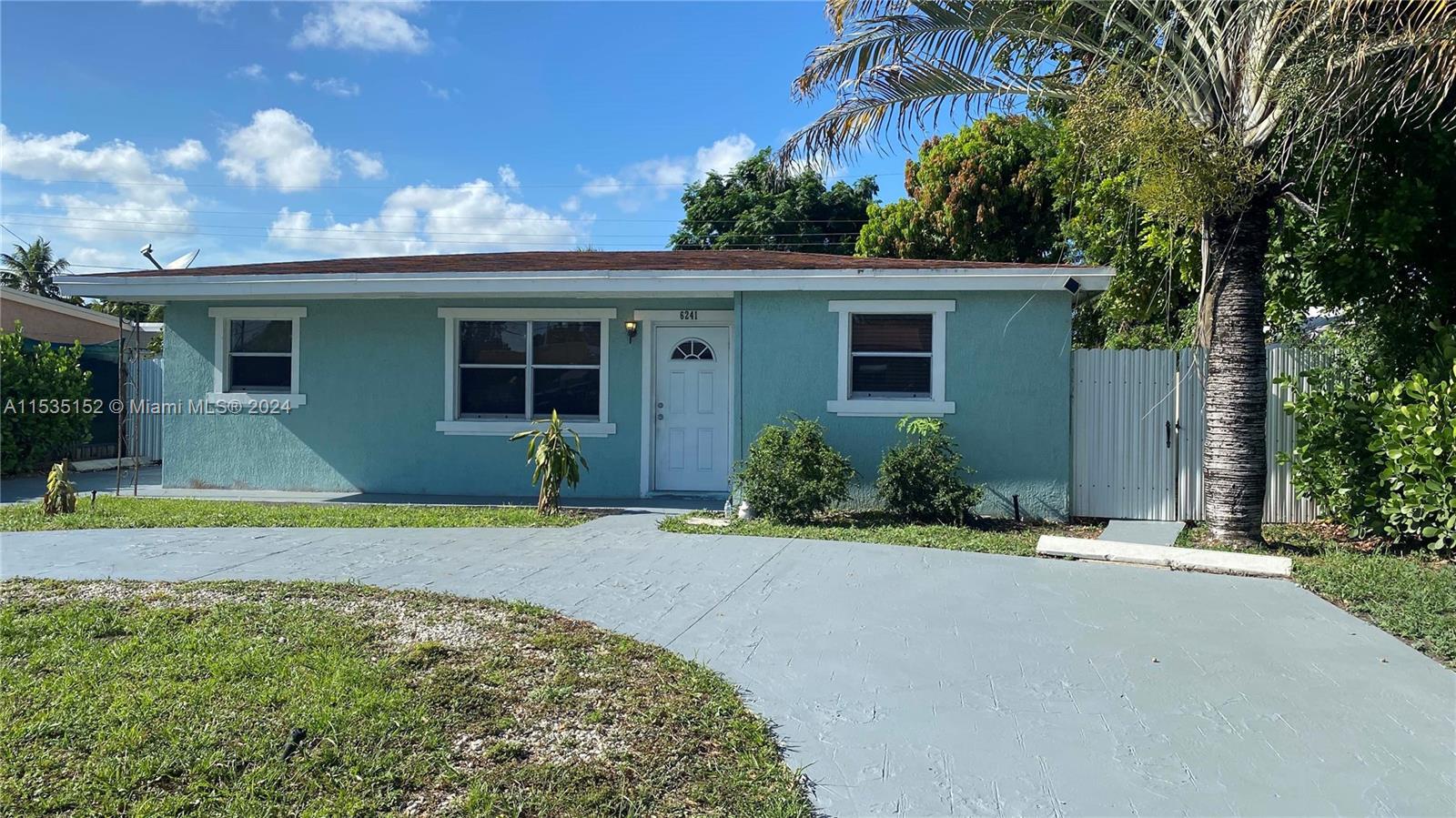 Photo of 6241 Fletcher St in Hollywood, FL