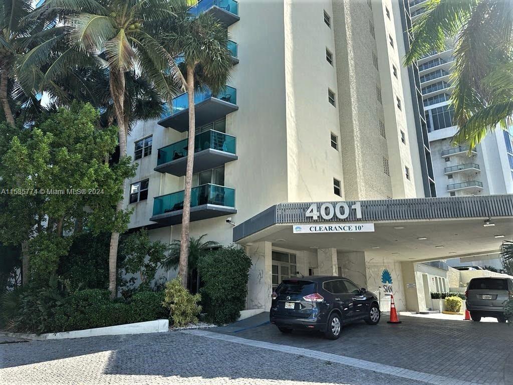 Photo of 4001 S Ocean Dr #9L in Hollywood, FL