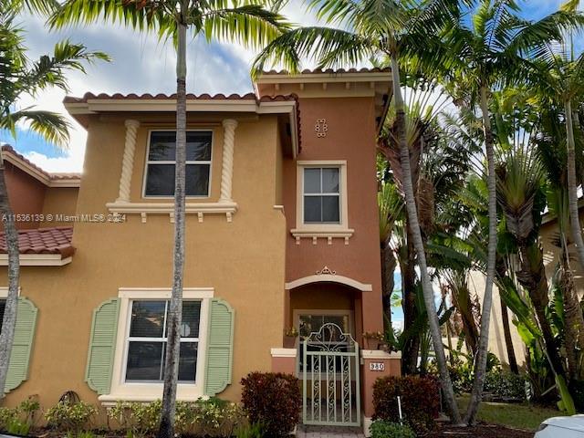 Photo of 980 SW 144th Ave #607 in Pembroke Pines, FL