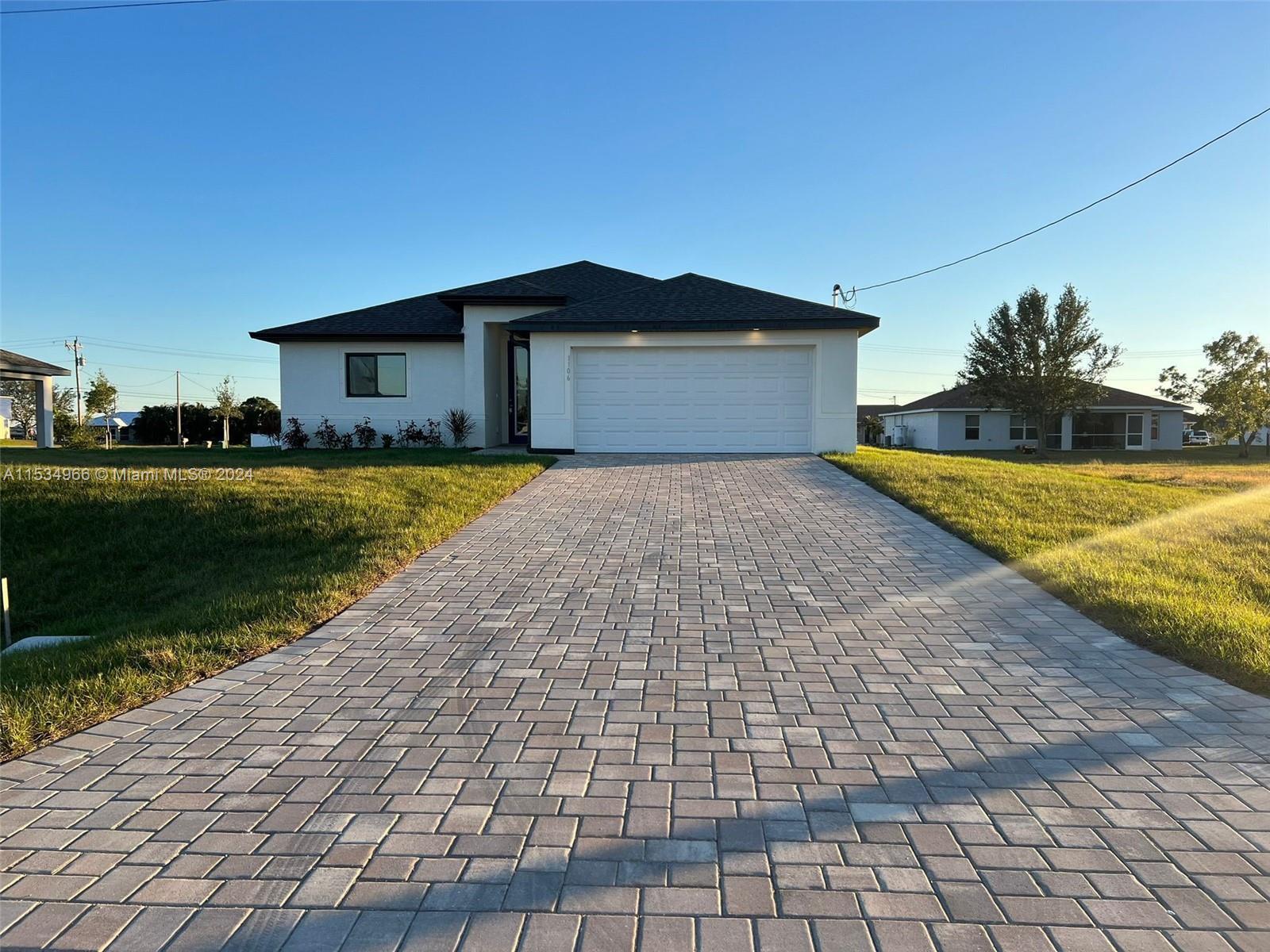Photo of 1106 NW 21st Ter in Cape Coral, FL