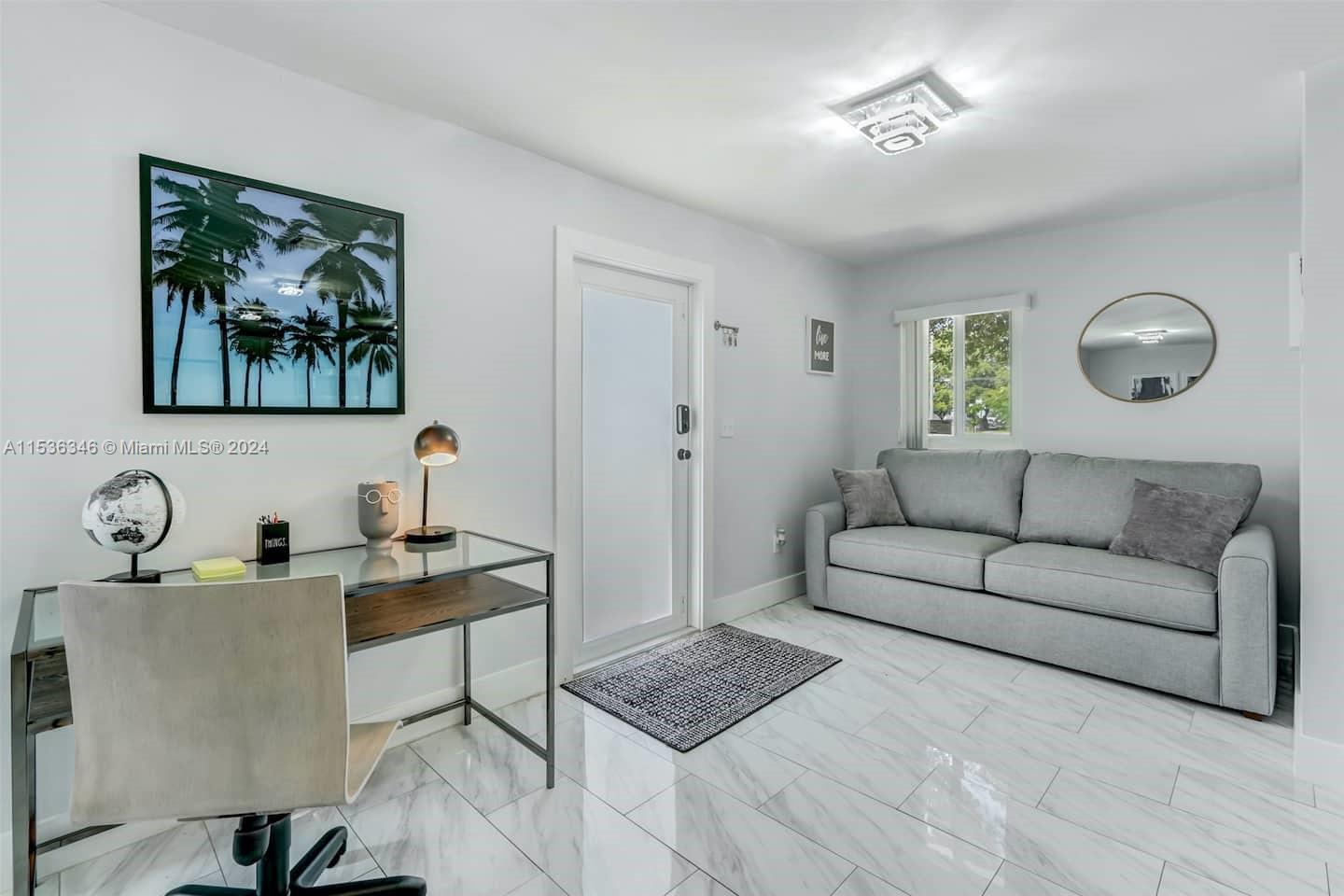Photo of 211 SW 4th Ave in Hallandale Beach, FL