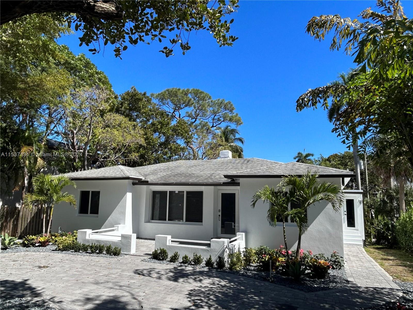 Photo of 454 N Victoria Park Rd in Fort Lauderdale, FL