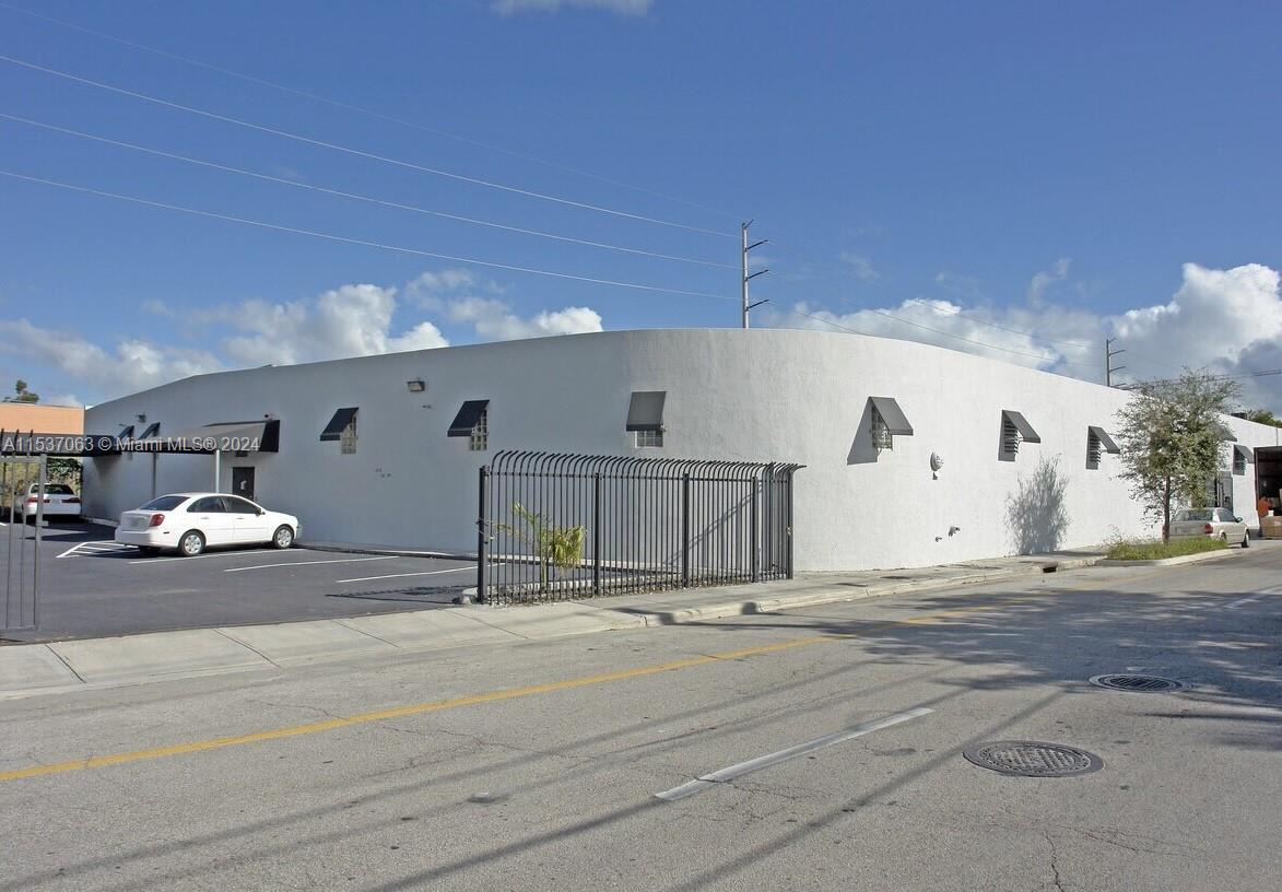 Photo of 1515 NW 22nd St in Miami, FL