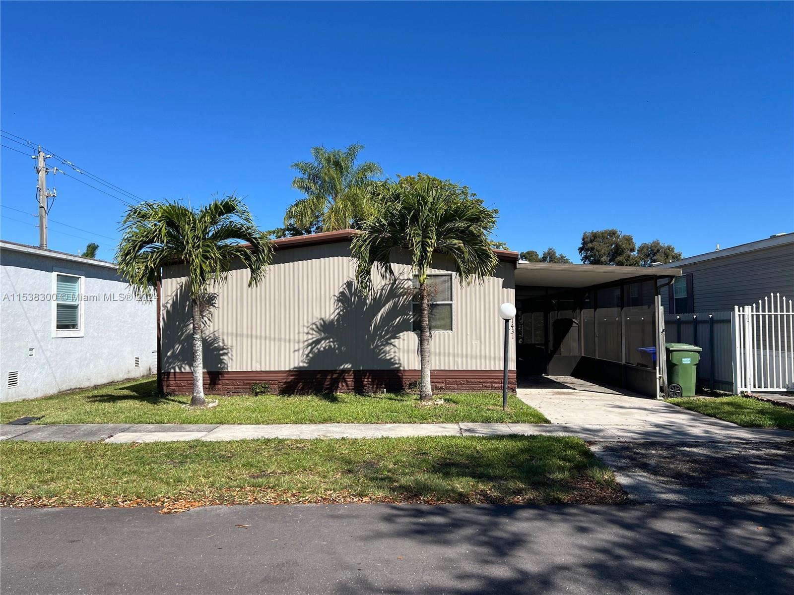 Photo of 21431 NW 7th Ct in Pembroke Pines, FL
