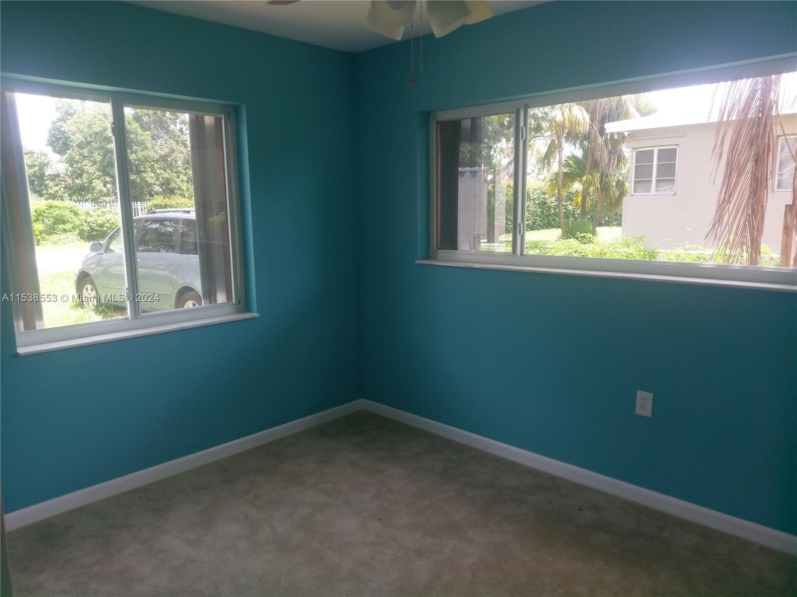 Photo of 520 NW 144th St #2 in Miami, FL
