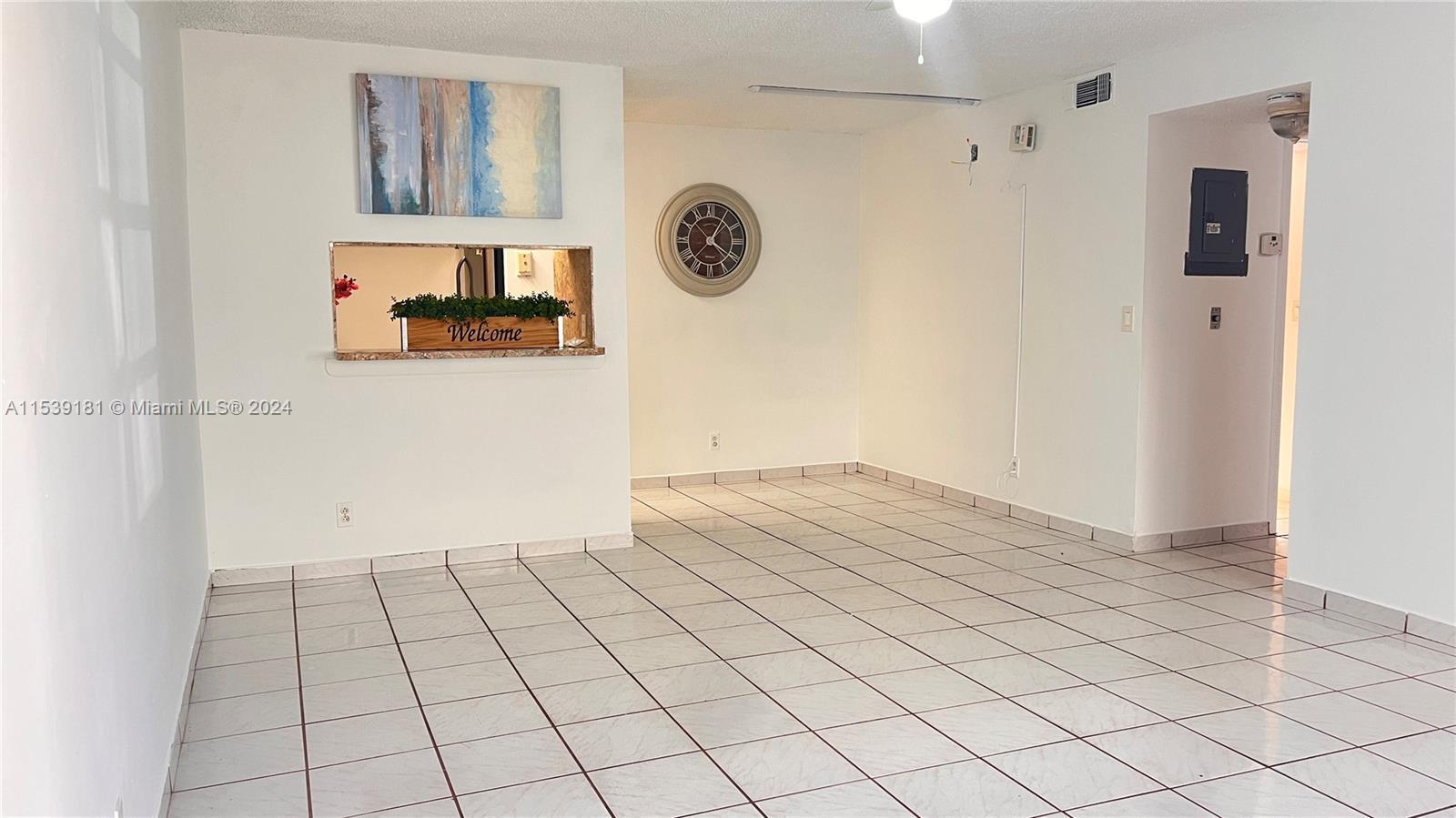 Photo of 809 Twin Lakes Dr #32-A in Coral Springs, FL