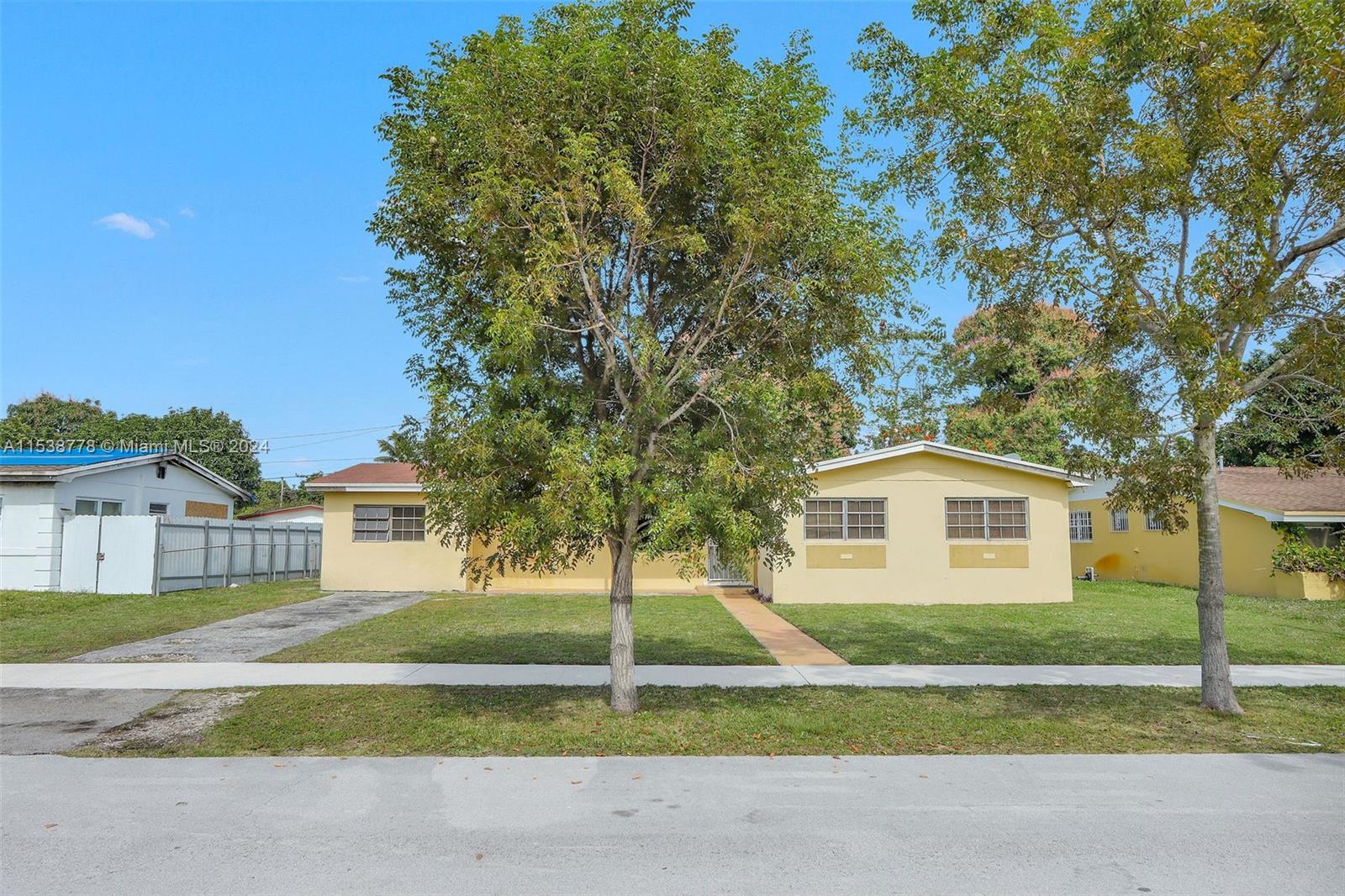 Photo of 2021 NW 190th Ter in Miami Gardens, FL
