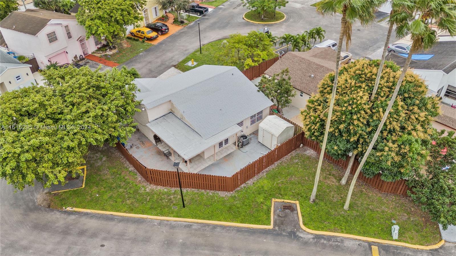 Photo of 19814 NW 67th Ct in Hialeah, FL
