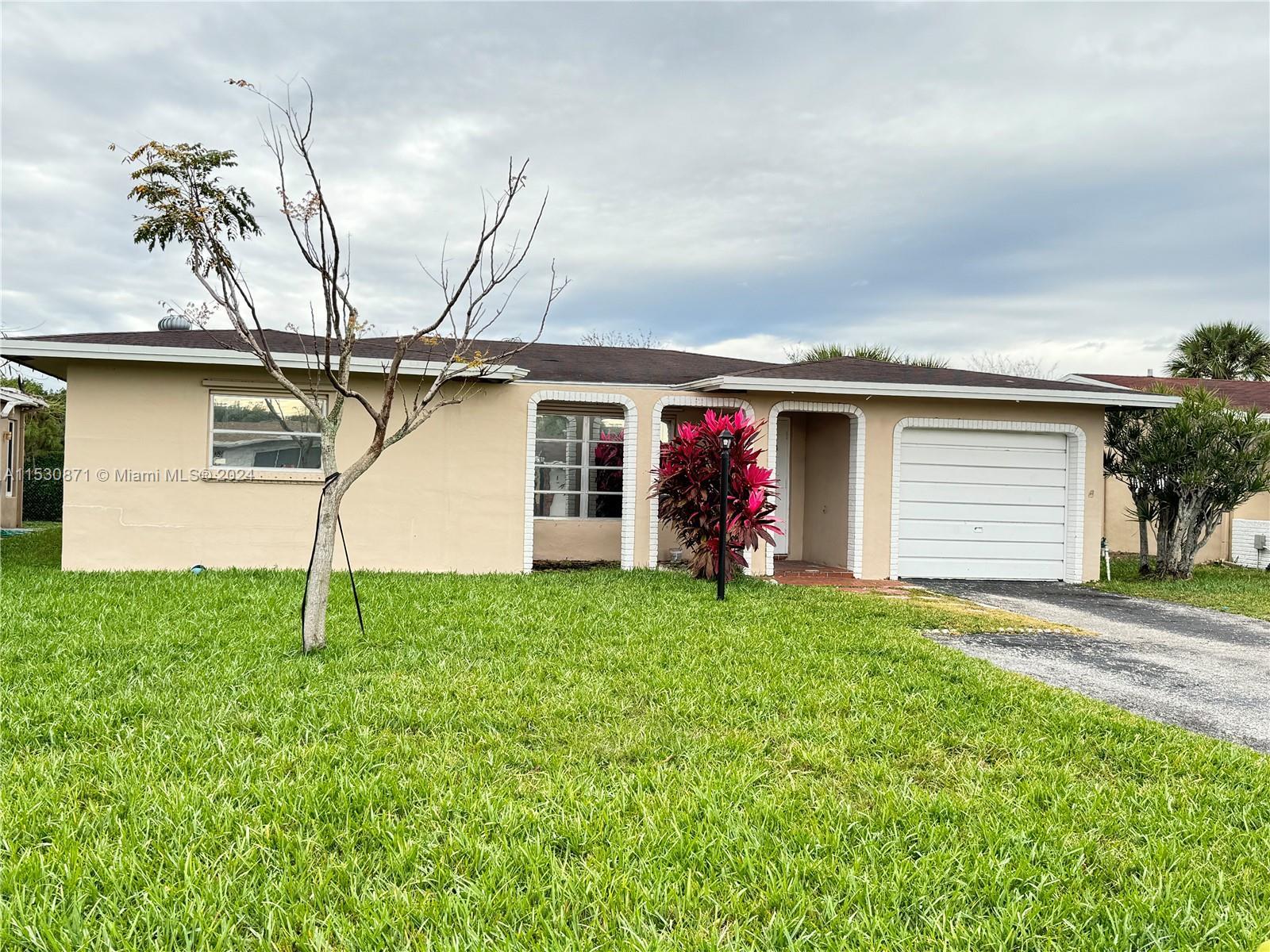Photo of 4731 NW 13th Ave in Deerfield Beach, FL