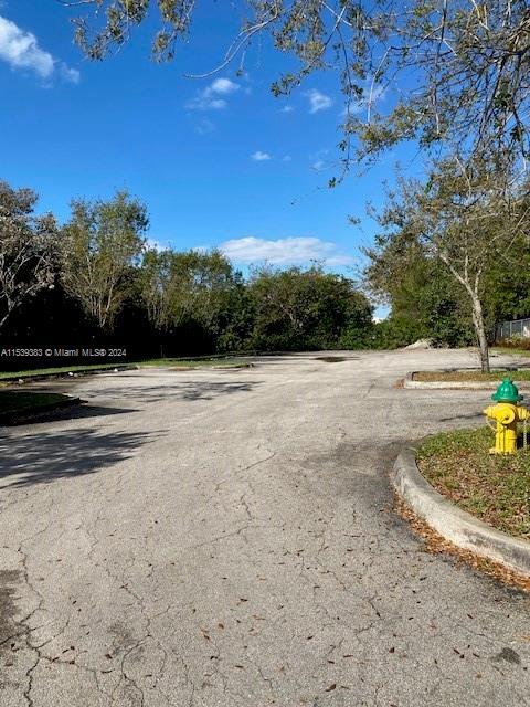 Photo of 6950 Stirling Rd in Hollywood, FL