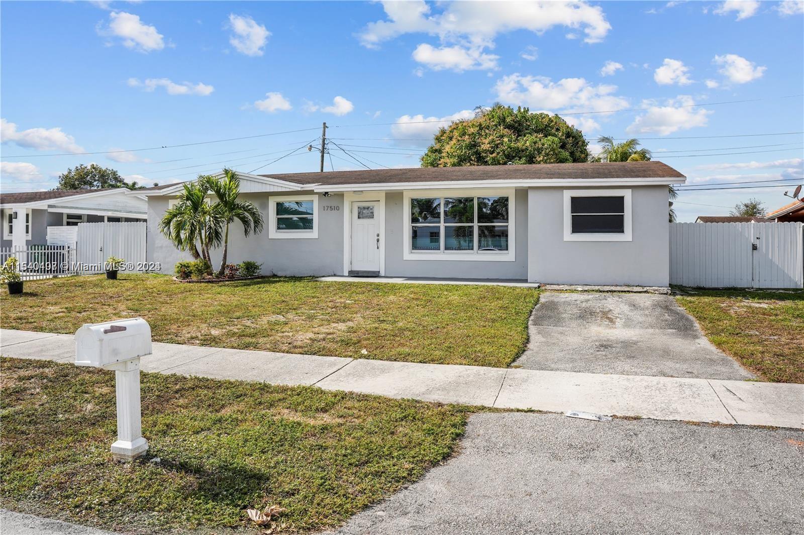 Photo of 17510 NW 49th Ave in Miami Gardens, FL