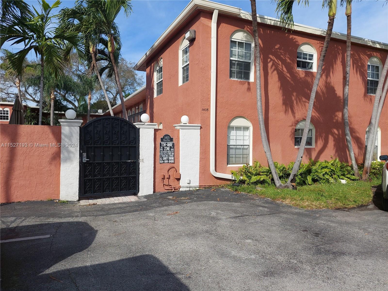Photo of 1405 Miami Rd #7 in Fort Lauderdale, FL