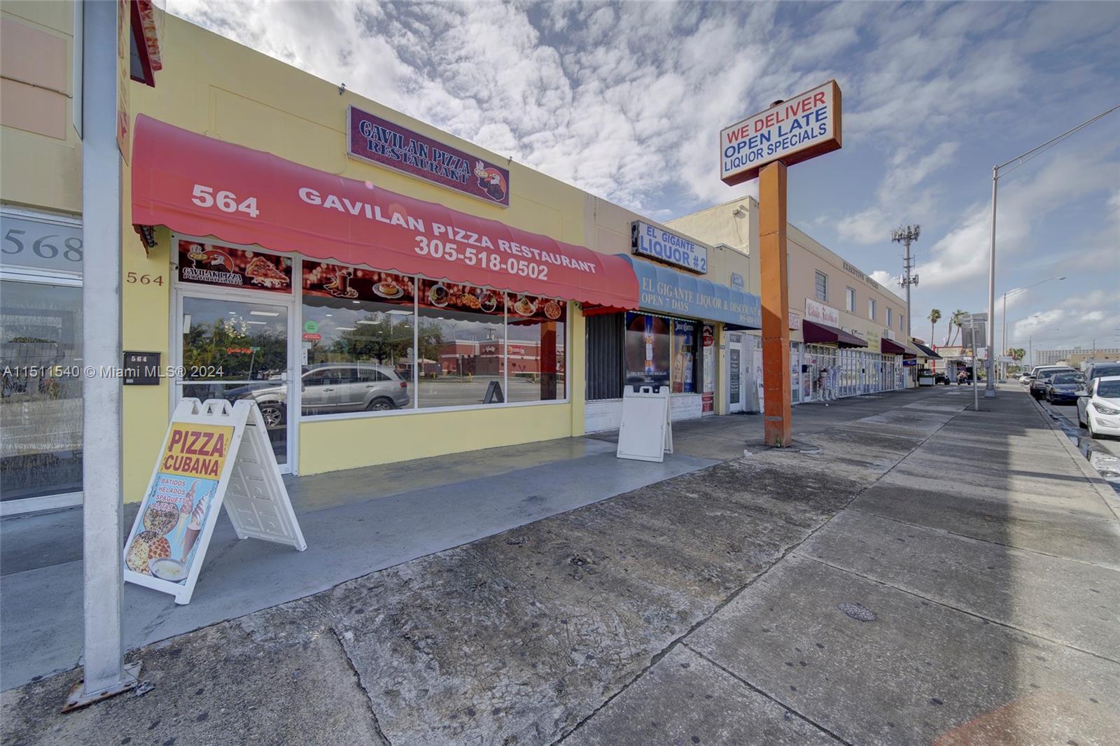 Photo of Pizzeria Restaurant For Sale In Hialeah Dr in Hialeah, FL