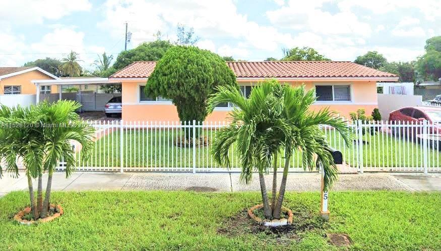 Photo of 18605 NW 42nd Pl in Miami Gardens, FL