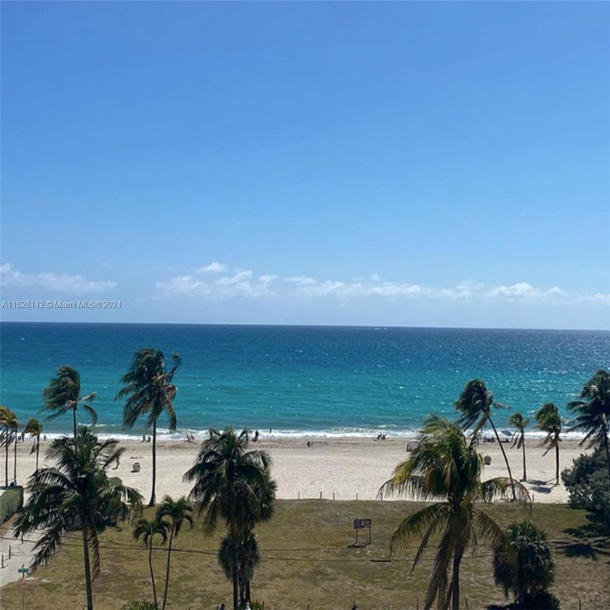 Photo of 1901 S Ocean Dr #104 in Hollywood, FL