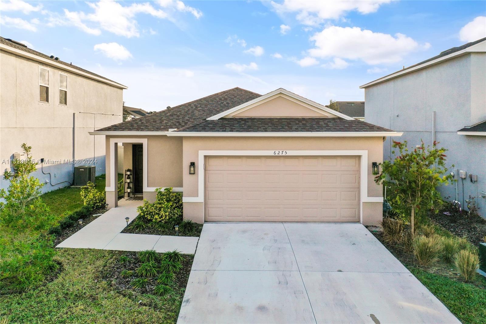 Photo of 6275 Springmont Lp in Other City - In The State Of Florid, FL