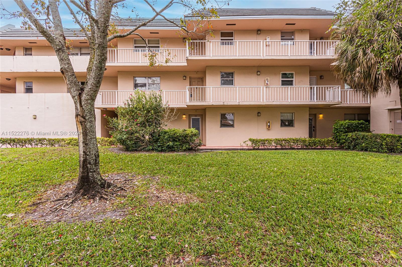 Photo of 2850 Forest Hills Blvd #211 in Coral Springs, FL