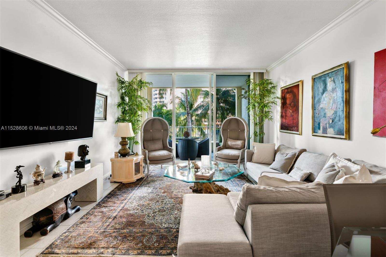Discover this spacious and bright two bedroom in the heart of Key Biscayne.  Located in the Ocean Cl
