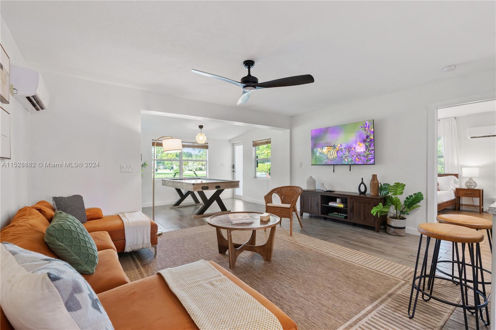 Photo of 300 SW 23rd St in Fort Lauderdale, FL