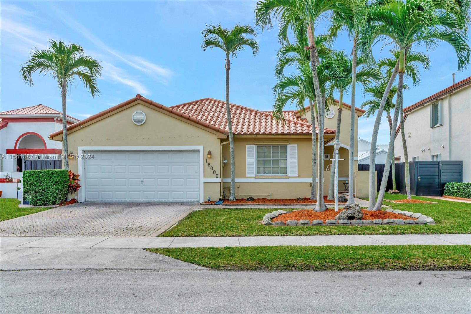Photo of 16000 SW 72nd Ter in Miami, FL