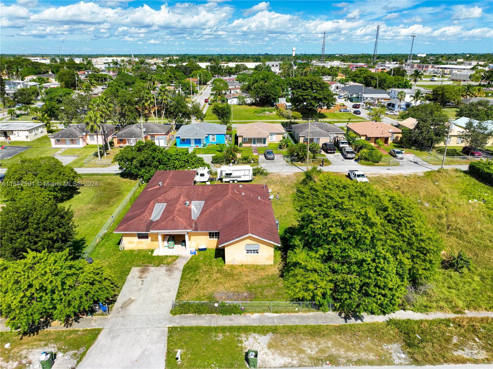 Photo of 657 SW 7th St in Homestead, FL