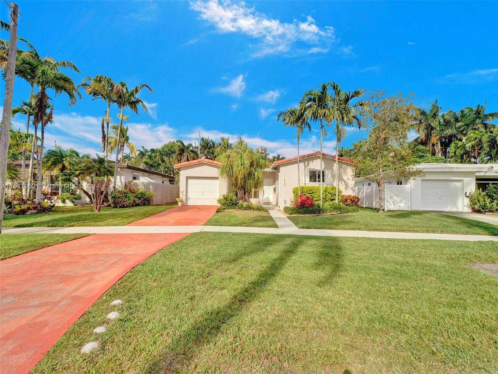 Photo of 915 N 14th Ave in Hollywood, FL