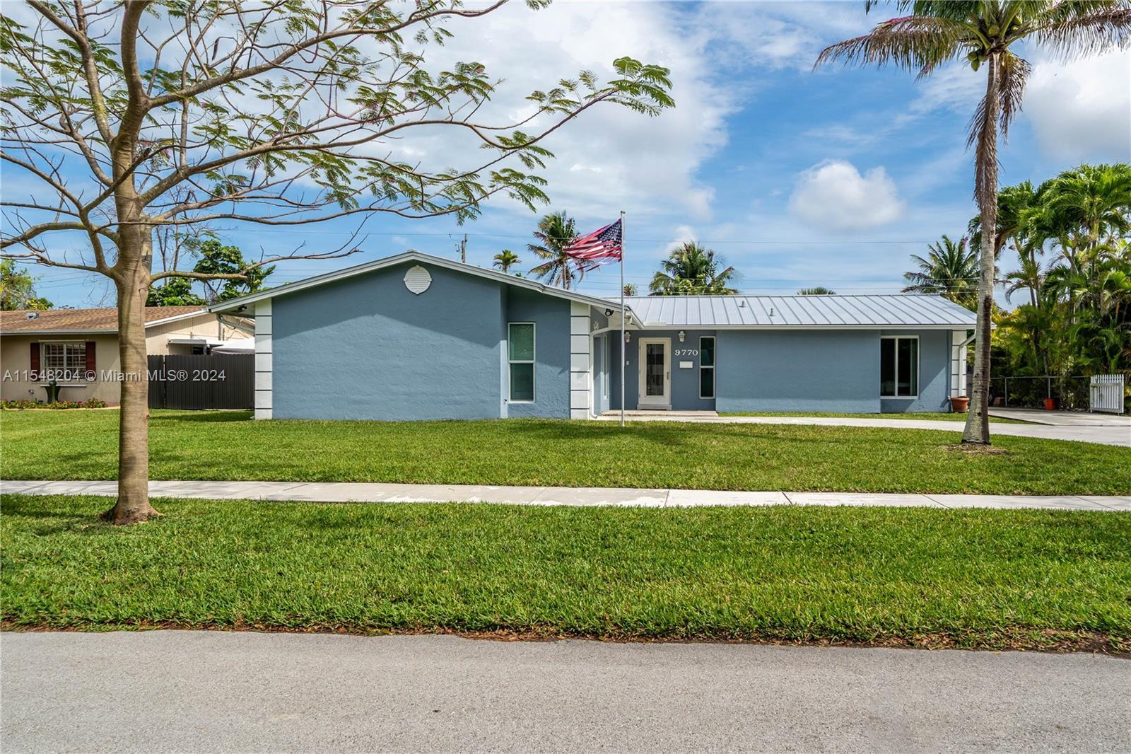Photo of 9770 Bel Aire Dr in Cutler Bay, FL
