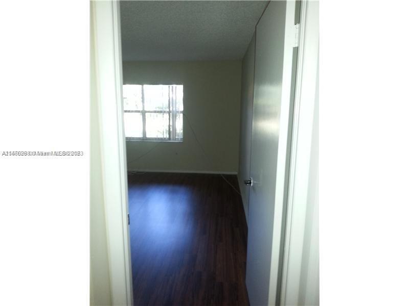 Photo of 17901 NW 68th Ave #T102 in Hialeah, FL