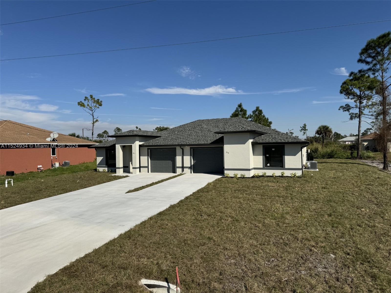Photo of 5116/5118 30th St Sw in Lehigh Acres, FL
