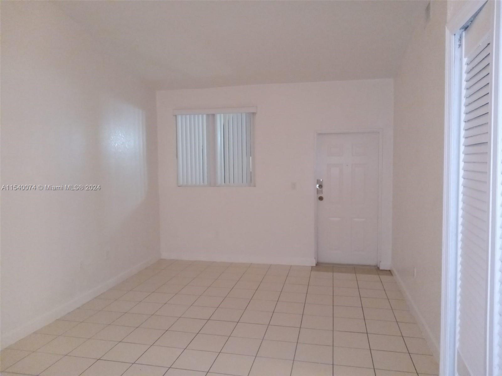 Photo of 1663 SE 29th St #204 in Homestead, FL