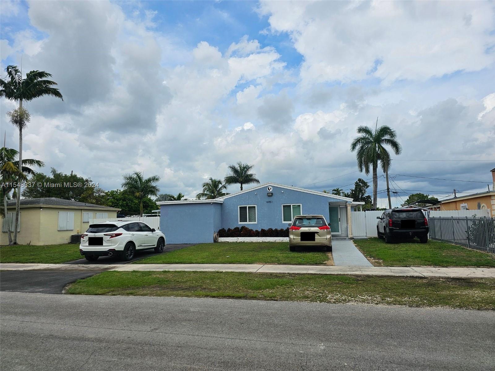 Photo of 16951 SW 303rd St in Homestead, FL