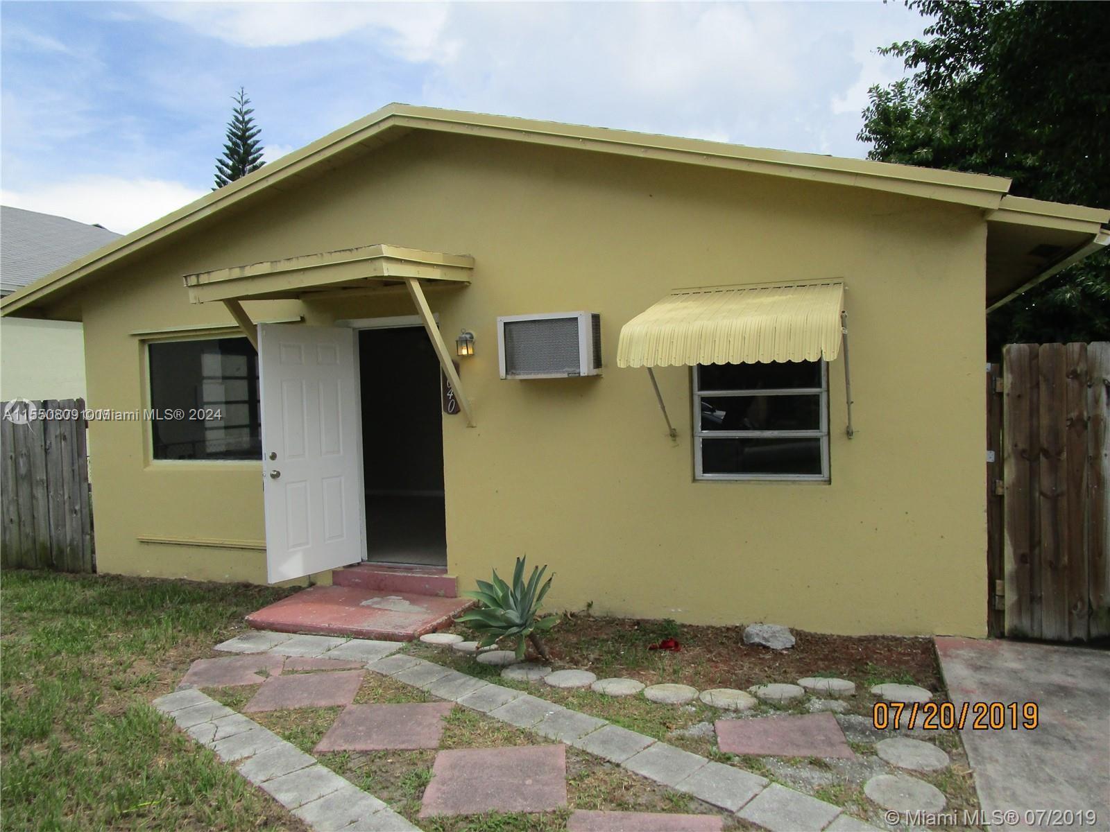 Photo of 3040 NW 10th Ct in Fort Lauderdale, FL