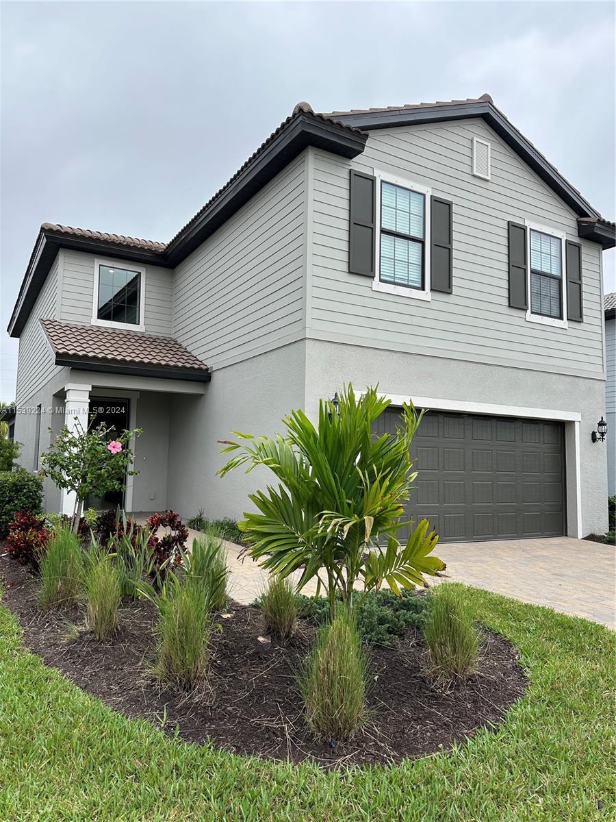 Photo of 4796 Crested Eagle Ln in Fort Myers, FL