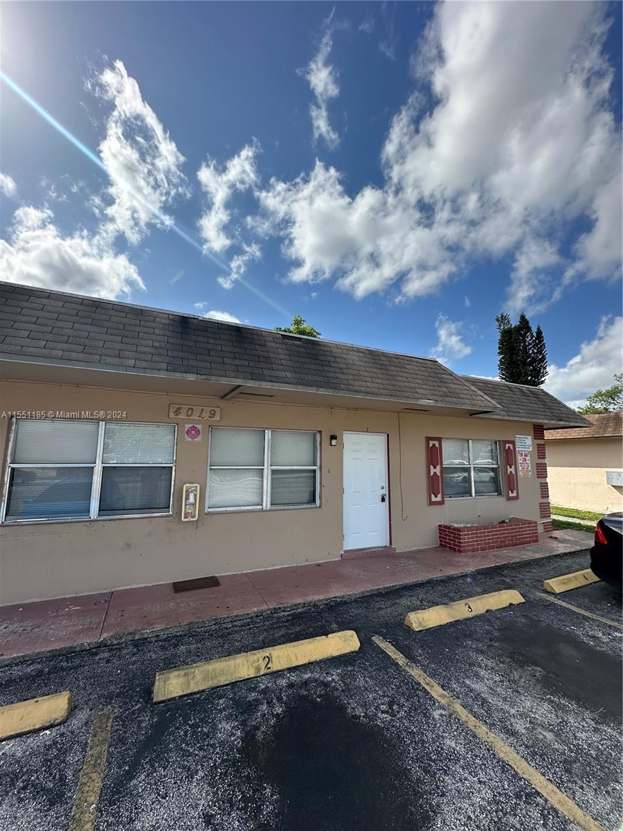 Photo of 4019 NW 31st Ave #1 in Lauderdale Lakes, FL