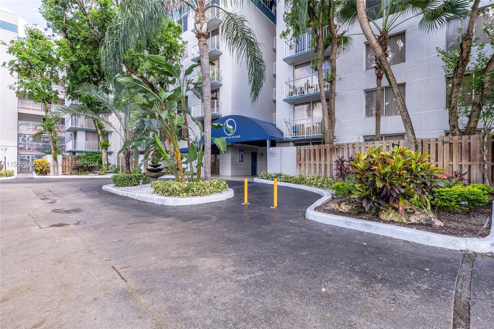 Photo of 1740 NW N River Dr #125 in Miami, FL